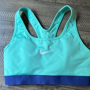 Women’s Nike Sports Bra (size XS)